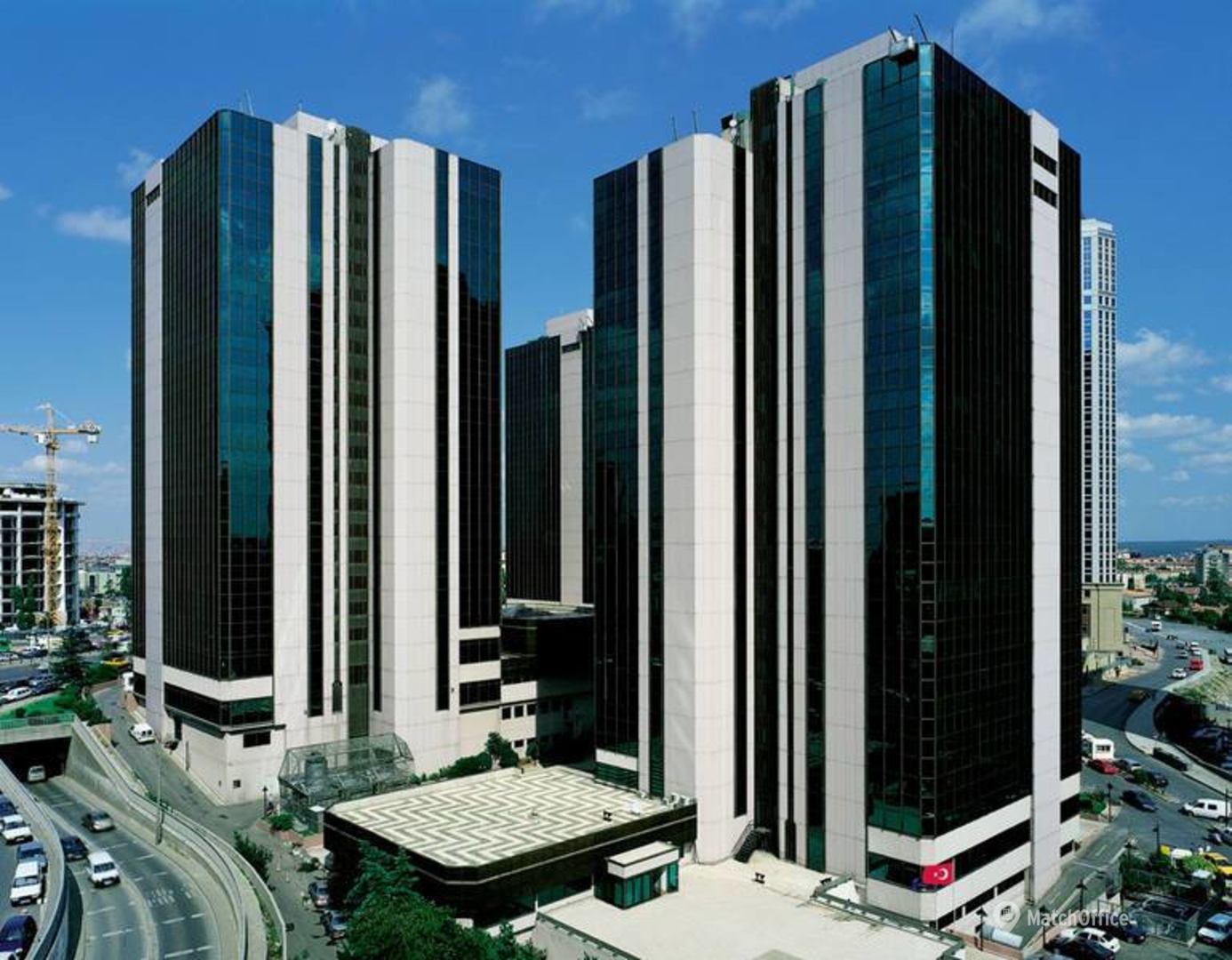 Standard Chartered Yatırım Bankası Türk